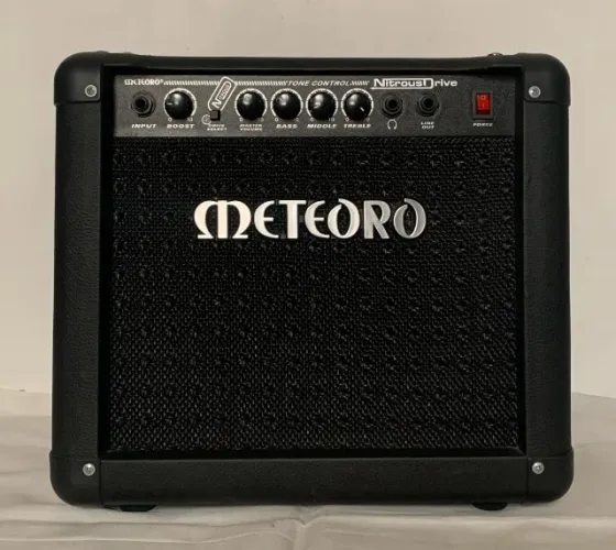 Caixa Amplificadora Meteoro Nitrous Drive 30W