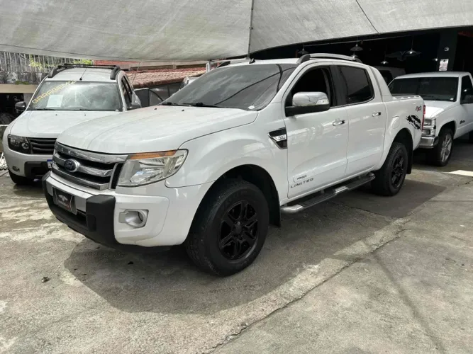 Ford Ranger Limited 3.2 20V 4X4 CD Aut. Dies. 2014