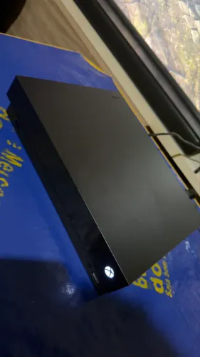 Xbox One X
