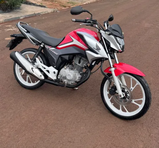 Venda titan 160 2018 vermelha.