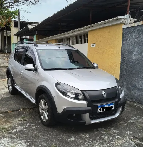 Renault Sandero Stepway Hi-flex 1.6 16V 5P Aut. 2014