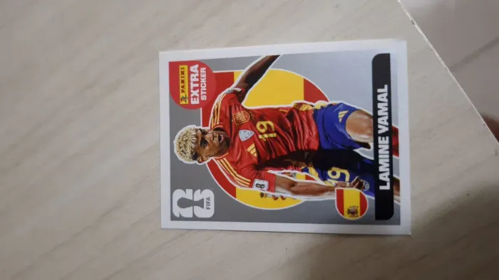 LAMINE YAMAL LEGEND prata