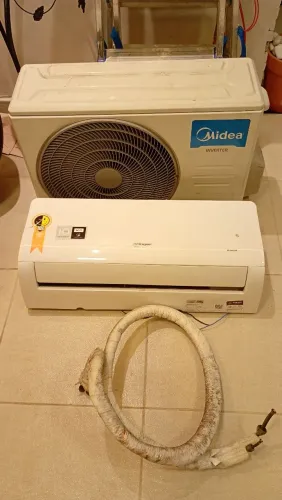 Ar condicionado split midea inverter(com defeito)