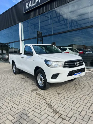 Toyota Hilux CS 4X4 2.8 TDI Diesel Mec. 2022