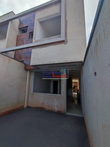CASA GEMINADA EM BETIM NO BAIRRO BOM RETIRO