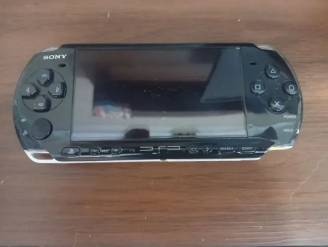 Console Sony PSP-3000 Piano Black Completo na Caixa (PSP 3001)