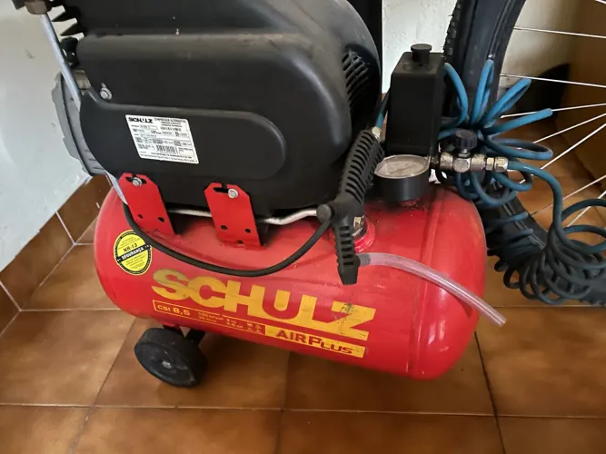 Comprador Schulz CSI 8.5 2hp 120psi