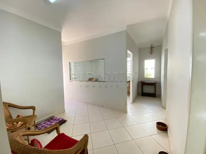 Casa padrão comercial com 159,38m², bairro Jardim Irajá, Zona Sul em Ribeirão Preto/SP.