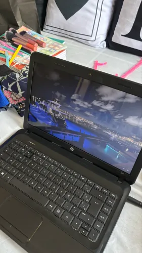 Notebook HP 1000 - SSD 128 GB rapido