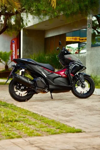 YAMAHA AEROX CONNECTED ABS 2026/2026 - ESTADO DE ZERO