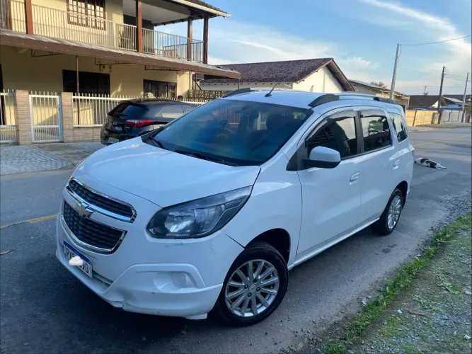 Chevrolet Spin LT 1.8 8V Econo.flex 5P Aut. 2016