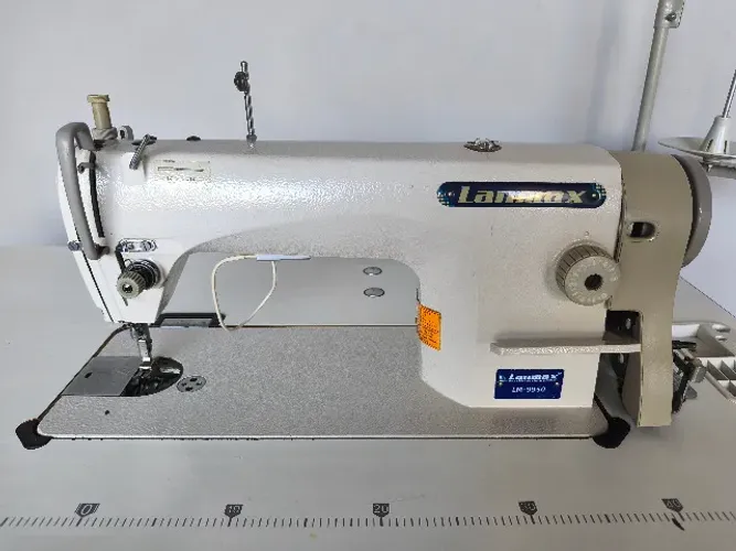 Máquina de costura Indunstrial reta Lanmax