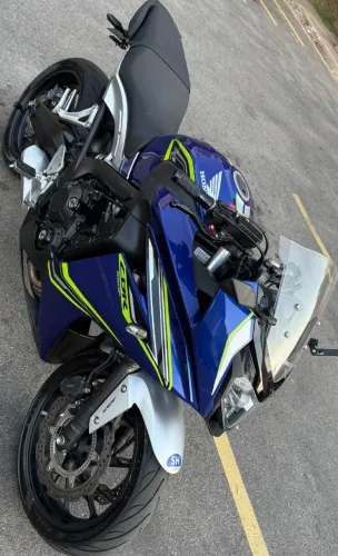Vendo CBR 650 f 2018 azul 