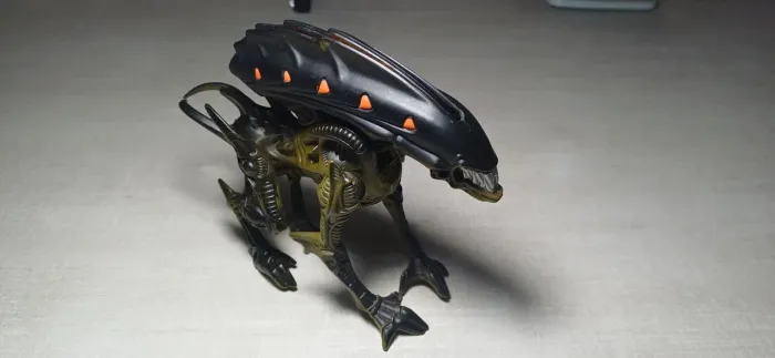 Alien kenner 1994 - wild boar alien