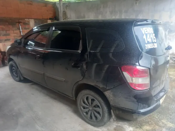 Chevrolet Spin LT 1.8 8V Econo.flex 5P Mec. 2015