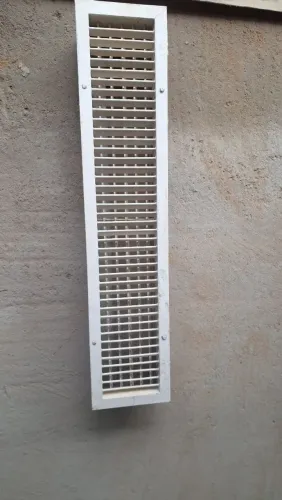 Duto de ventilação de metal quadro de madeira 18x88,5