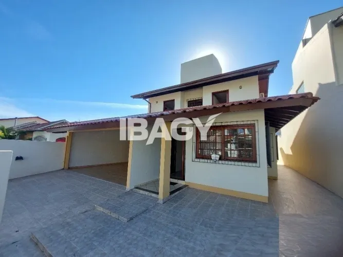 Excelente Casa 5 dormitório(s) em Santa Mônica - Florianópolis