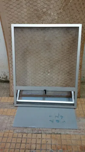 janela em aluminio com basculante 120x96,5 basculante 22,5x89,5 com os vidros