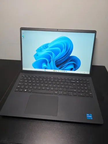 Notebook Dell Inspiron 3530 I7-1355U 16GB RAM SSD NVMe 512GB 15.6