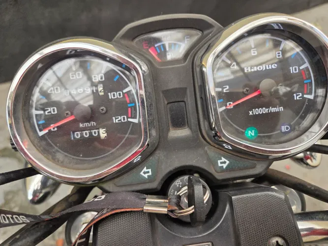 Moto Chopper super conservada