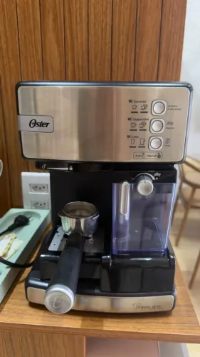 Cafeteira Espresso Oster Primalatte Inox Cor Prateado