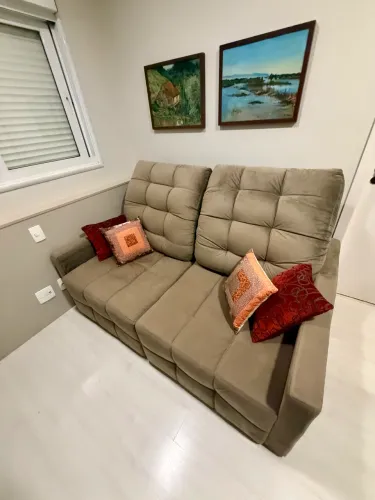 Sofá retrátil reclinável