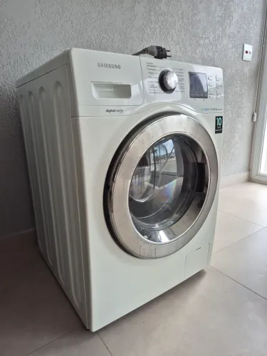 Lava Roupa Samsung EcoBubble 10,1kg/6kg Digital Inverter - Funcionando