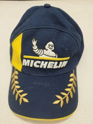 Boné Michelin bordado 
