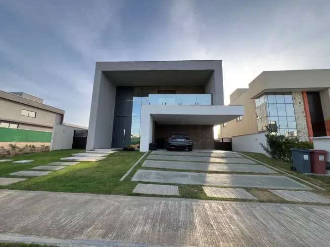 Casa Alto Padrão Alphaville Ceará | 4 Suítes | Piscina | 320m²