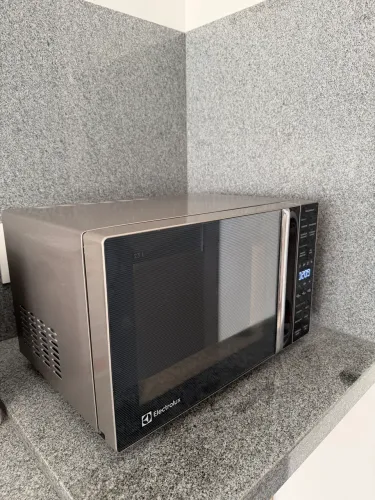 Microondas Eletrolux 23 Litros