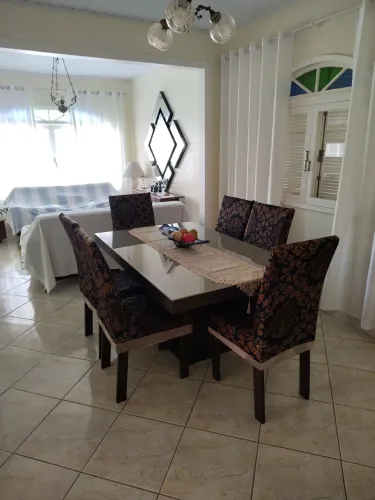 Casa de Alto Padrão , Vendo ou troco .