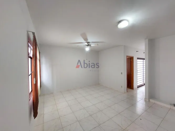 Casa em Jardim Santa Paula - São Carlos