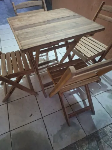 Mesa madeira 4 cadeiras