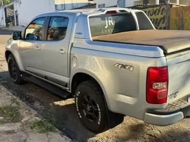 Chevrolet S10 Pick-up LT 2.8 TDI 4X4 CD Diesel AUT 2013