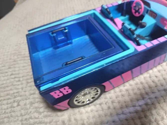 Carro da lol com piscina e posta de dança novo sem defeitos
