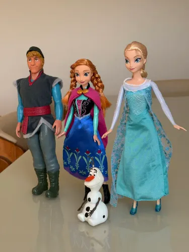Conjunto Frozen: Elsa, Anna, Kristoff e Olaf
