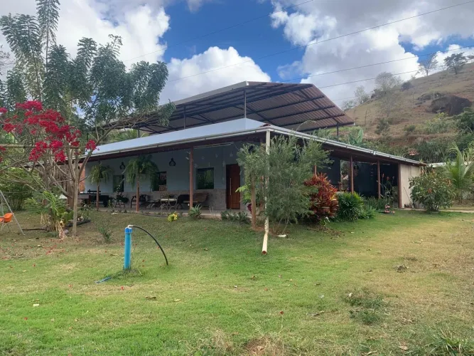 Chácara à 35km de Ipatinga