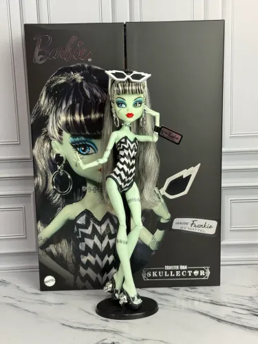 RESERVADA Boneca Frankie Monster High Skullector