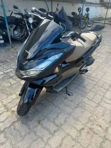Honda PCX DLX 160 2026 na garantia