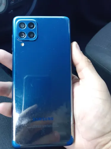 Celular m62