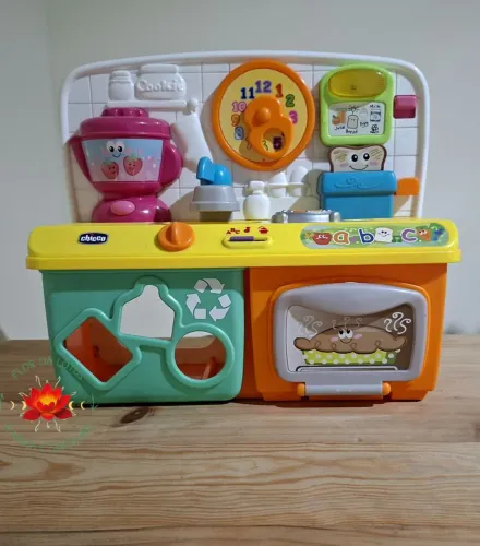 Brinquedo Cozinha Falante Bilíngue Chicco
