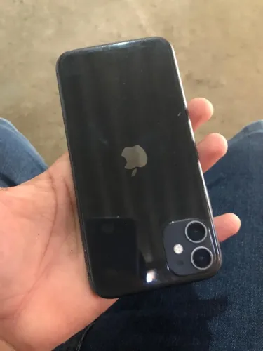 iPhone 11 zero 64gb