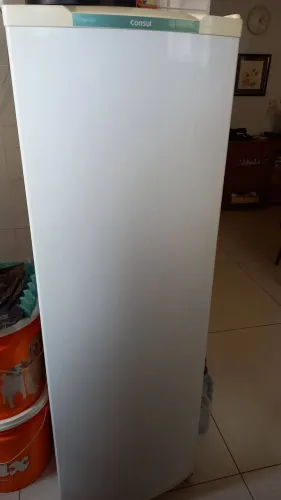 Geladeira Consul 239 Litros - Perfeita e Muito Econômica (127V)