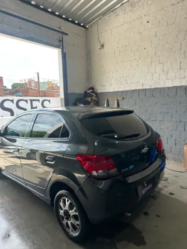 Chevrolet Onix JOY Hatch 1.0 8V Flex Mec. 4P 2018
