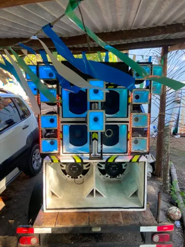 Paredão 2 graves