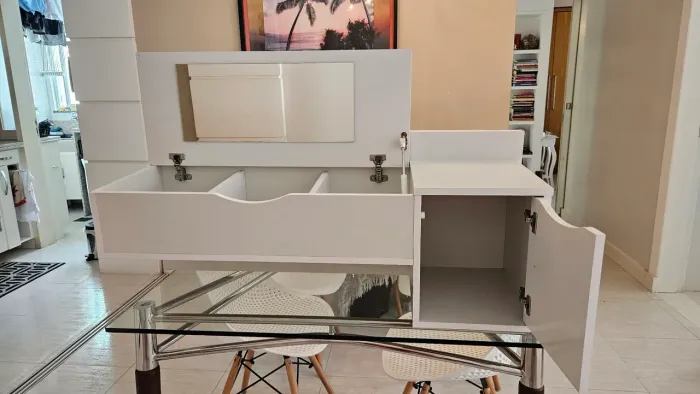 Penteadeira suspensa