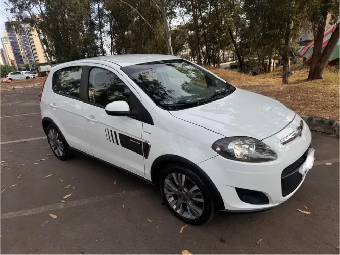 Fiat Palio Sporting Dualogic 1.6 Flex 16V 5P 2015