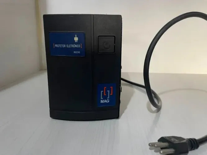 Estabilizador GEL 2000VA Funcionando e Conservado