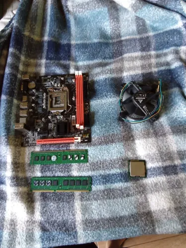 Peças de computador de perfeitas condições 