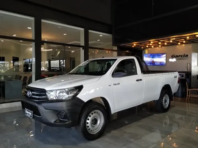 Toyota Hilux CS 4X4 2.8 TDI Diesel Mec. 2021